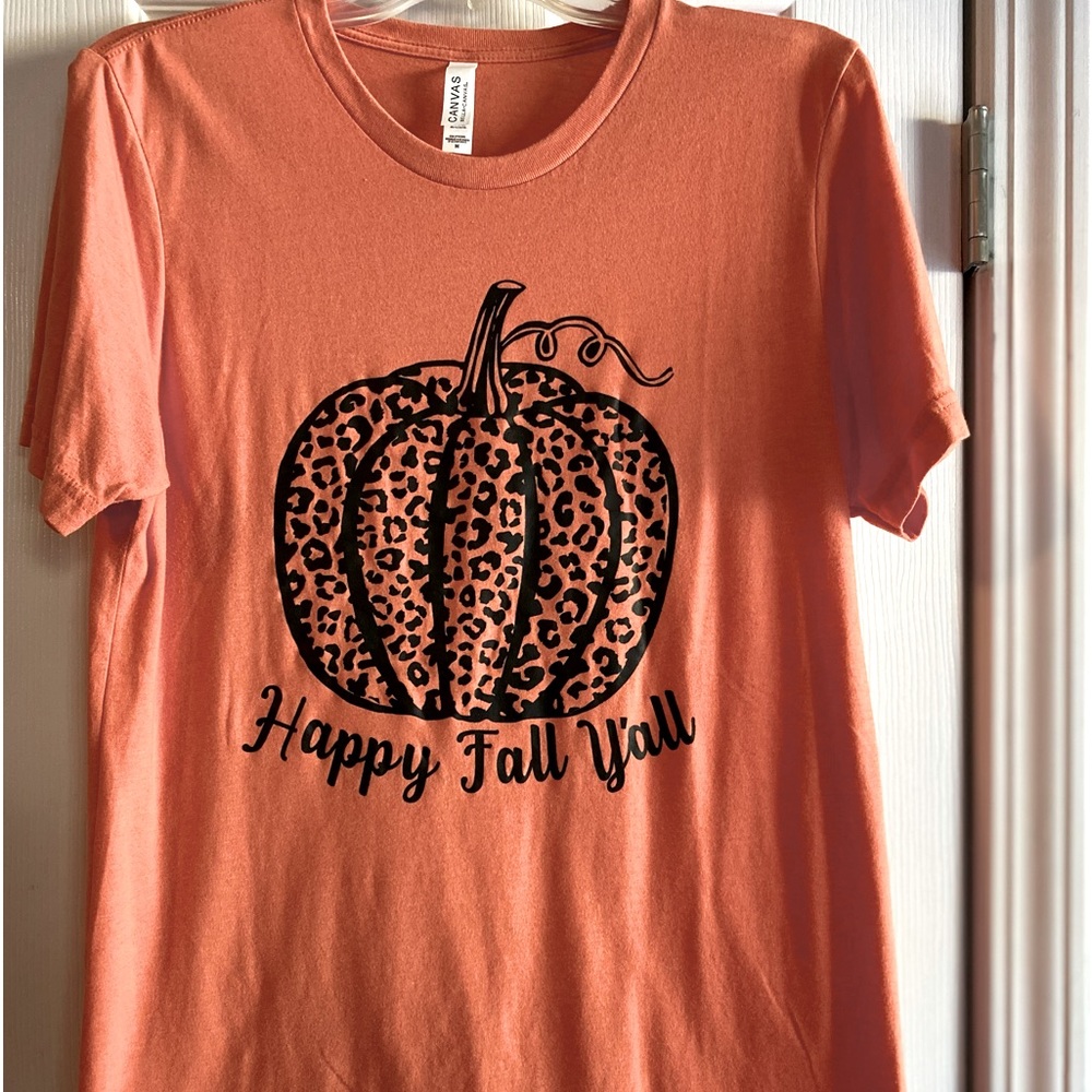 Happy Fall Y’all Short Sleeve T-shirt Size M